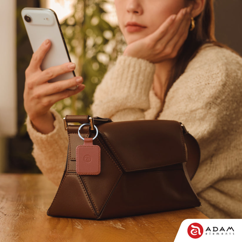 Avistar C01 Smart Tag Card Brown