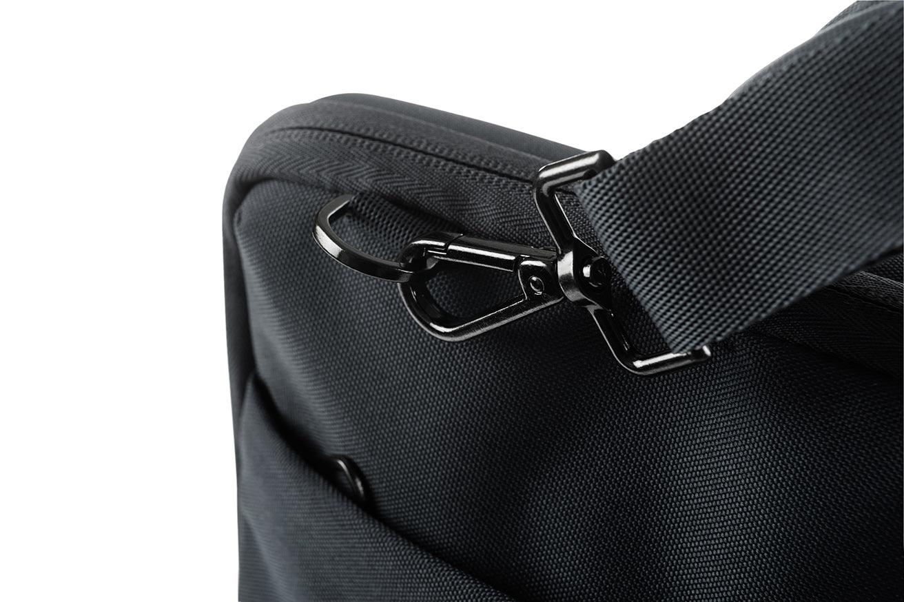 Tucano Dark Slim bag 13"/14"-Black