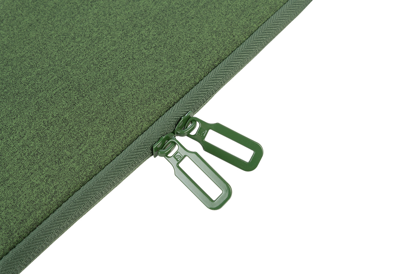 Tucano Melange Sleeve 11"/12"- Green