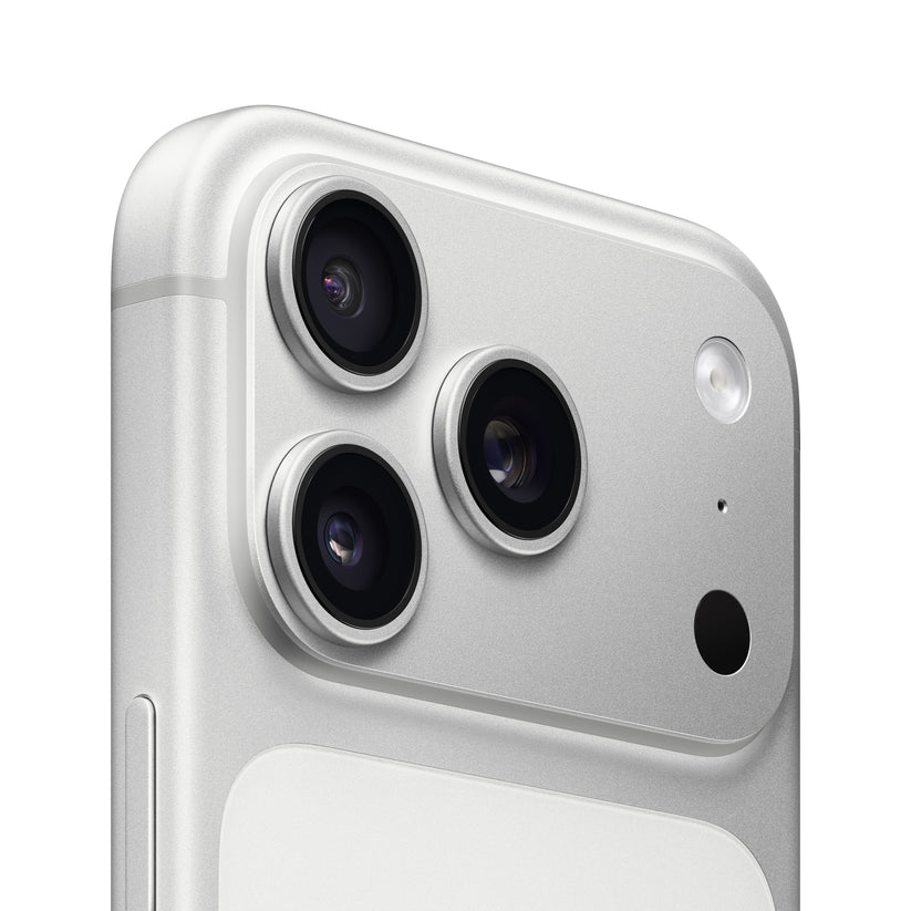 iPhone_17_Pro_Silver_PDP_Image_Position_3__en-IN