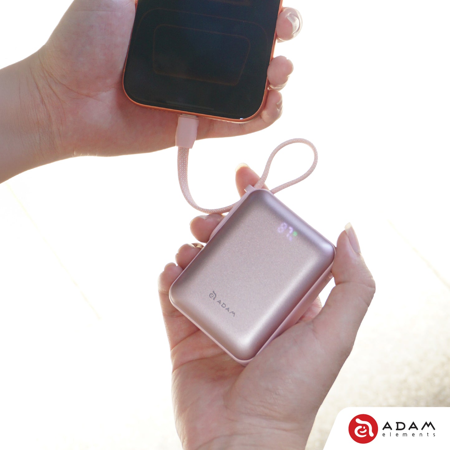 VIONTA Q - Ultra-Compact Power Bank with Built-in Cable - Pink