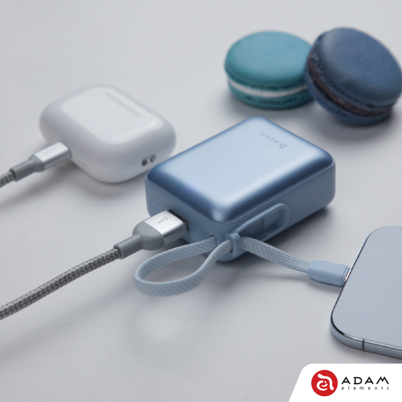 VIONTA Q - Ultra-Compact Power Bank with Built-in Cable - Blue