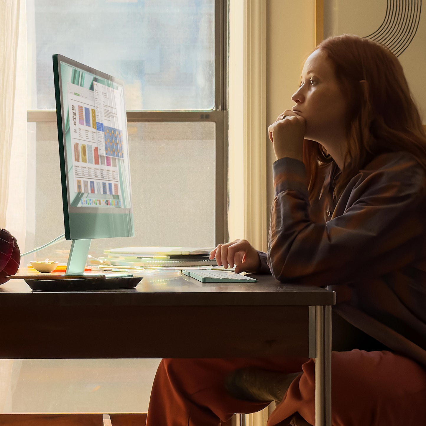 24-inch iMac with Retina 4.5K display: Apple M3 chip with 8?core CPU and 8?core GPU, 256GB SSD - Silver